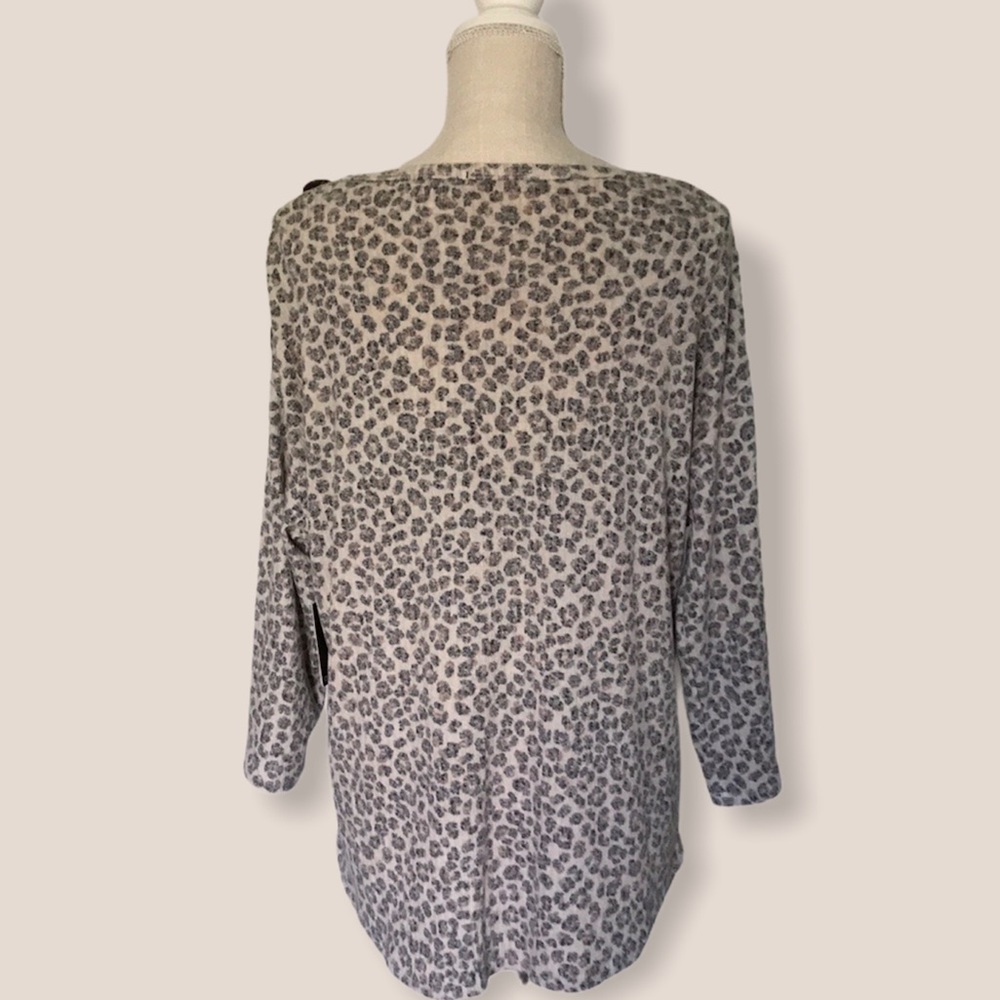 Animal print Sweater by Cure. Top ties in bottom front! Comfy soft. Roun… - Picture 6 of 14